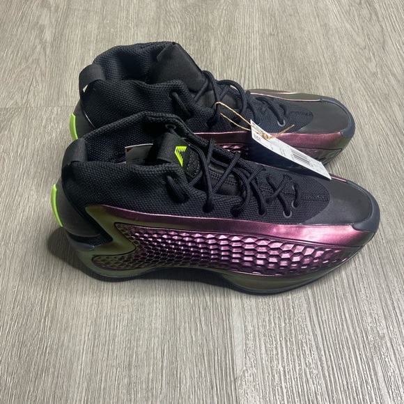 Addias A.E. 1J Anthony Edwards The Future GS Boys Shoe Size 7Y Purple NWT - Picture 2 of 14